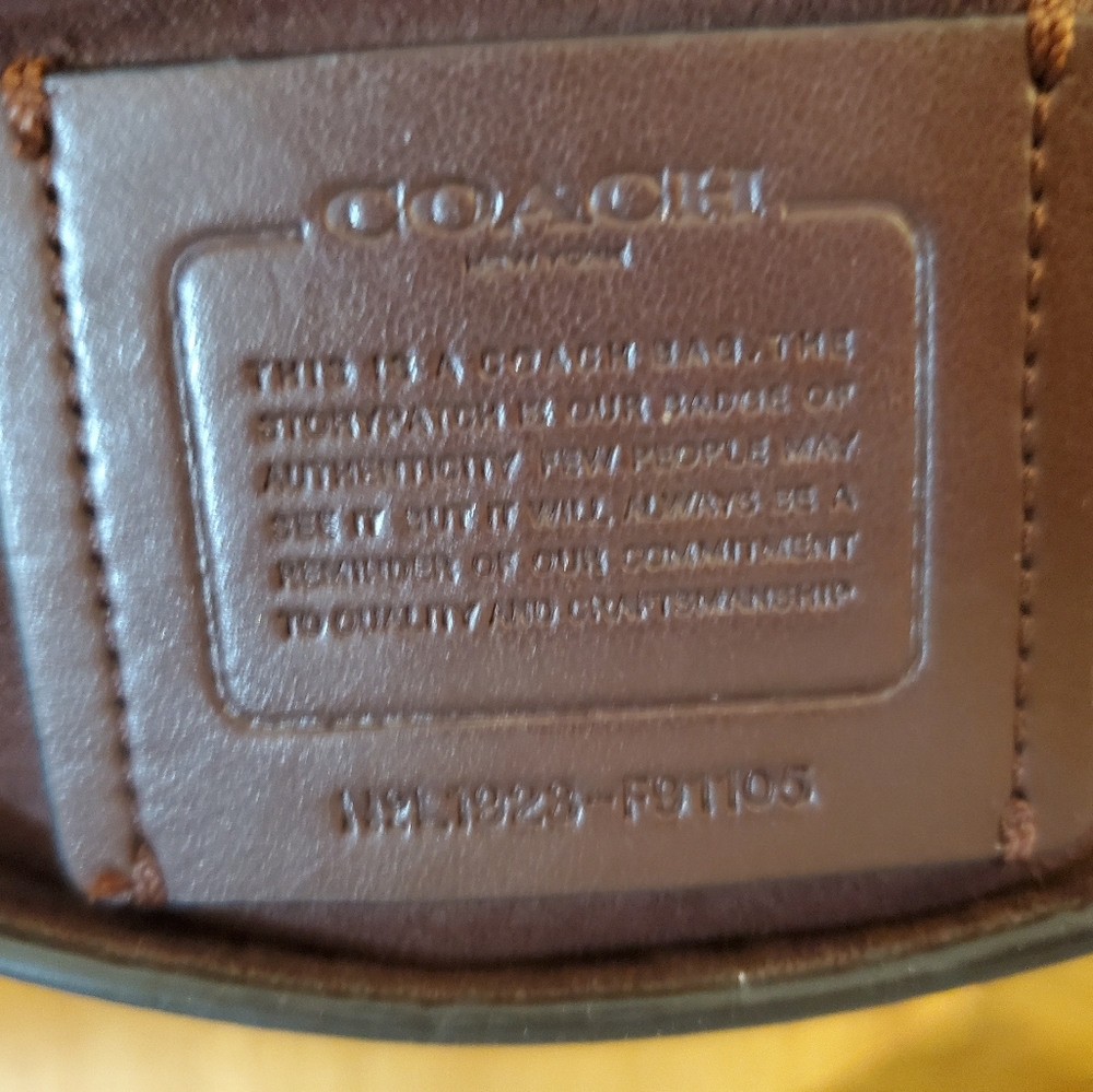 COACH JADE CROSSBODY BAG IN EXCELLENT CONDITION! - Picture 10 of 13